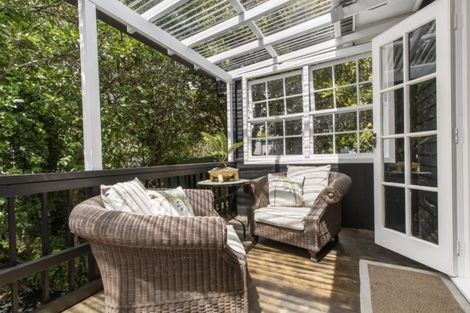 Photo of property in 18 Rimutaka Place, Titirangi, Auckland, 0604