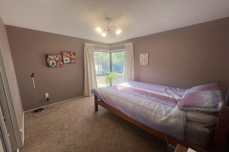 Photo of property in 93 Apsley Drive, Avonhead, Christchurch, 8042