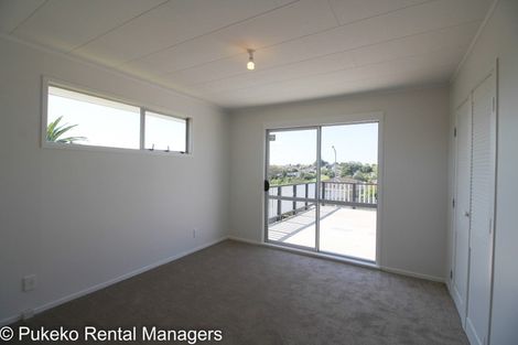 Photo of property in 33 Lendenfeld Drive, Papatoetoe, Auckland, 2025