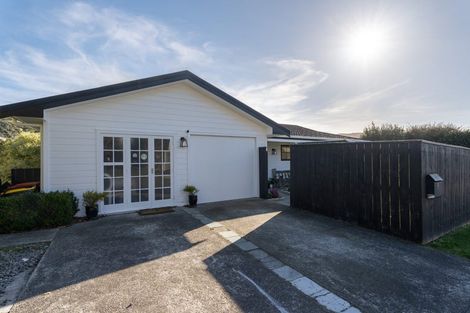 Photo of property in 9 Lakewood Avenue, Churton Park, Wellington, 6037