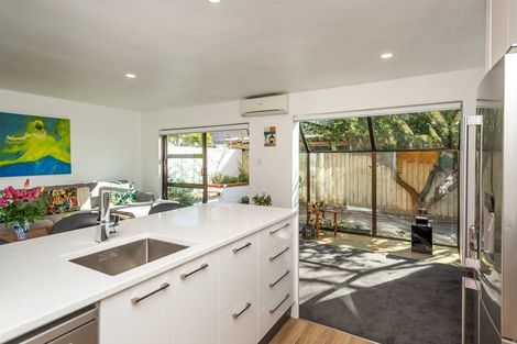 Photo of property in 1 Winchester Street, Merivale, Christchurch, 8014
