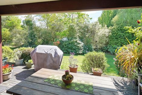 Photo of property in 65 Walters Road, Marshland, Christchurch, 8051