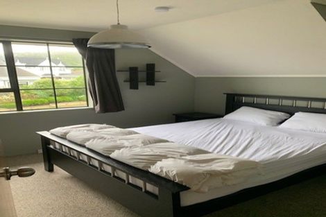 Photo of property in 42 Satara Crescent, Khandallah, Wellington, 6035