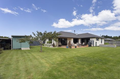 Photo of property in 18 Blue Stone Drive, Waiareka Junction, Oamaru, 9401