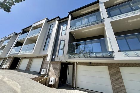 Photo of property in 523b Pakuranga Road, Howick, Auckland, 2010