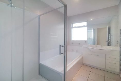 Photo of property in 11b Cheval Place, Taradale, Napier, 4112