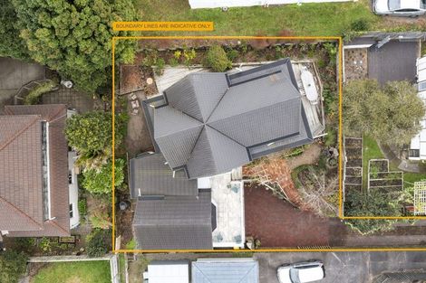 Photo of property in 32 Corunna Road, Milford, Auckland, 0620