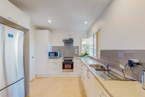 Photo of property in 3/692 Whangaparaoa Road, Stanmore Bay, Whangaparaoa, 0932
