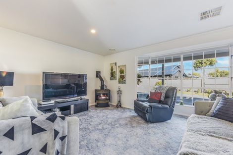Photo of property in 215a Waikawa Road, Waikawa, Picton, 7220