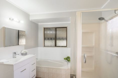 Photo of property in 45 Olive Terrace, Paraparaumu Beach, Paraparaumu, 5032