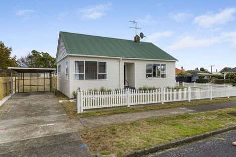 Photo of property in 58 Wrantage Street, Westown, New Plymouth, 4310