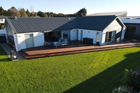 Photo of property in 60 Welsh Road, Winton, 9720