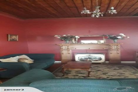 Photo of property in 58 Jellicoe Street, Martinborough, 5711