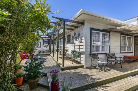 Photo of property in 73 Hutchinson Avenue, New Lynn, Auckland, 0600