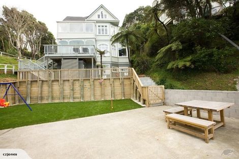 Photo of property in 2/10 Orchard Street, Wadestown, Wellington, 6012