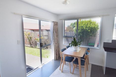Photo of property in 3/5 Broadbent Street, Riccarton, Christchurch, 8041