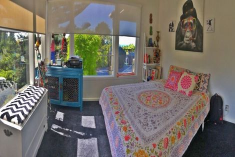 Photo of property in 1 Huia Road, Titirangi, Auckland, 0604