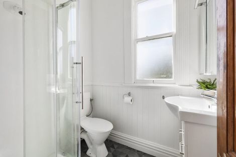 Photo of property in 27 Nairn Street, Mount Cook, Wellington, 6011