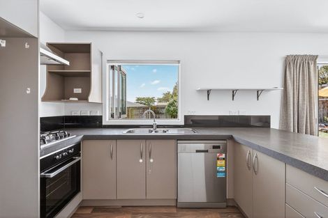 Photo of property in 2/18 Frederick Street, Two Mile Bay, Taupo, 3330