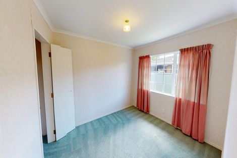 Photo of property in 8 Holly Court, Palmerston North, 4410