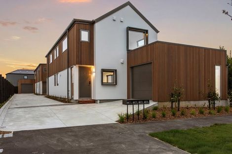 Photo of property in 3/39 Woodville Street, Edgeware, Christchurch, 8013