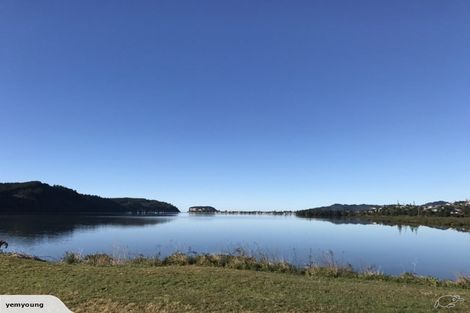 Photo of property in 6 Aileen Place, Whangamata, 3691