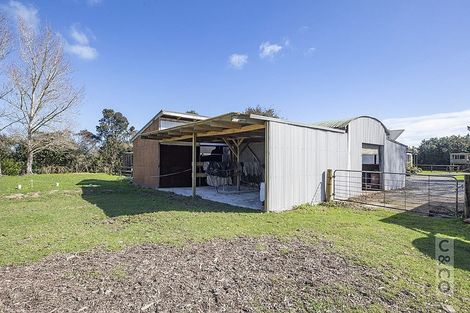 Photo of property in 2246 State Highway 16, Helensville, 0875