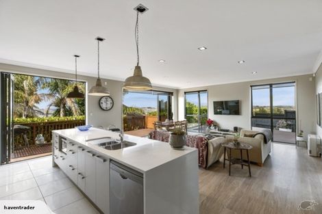 Photo of property in 34 Manhattan Rise, Orewa, 0931