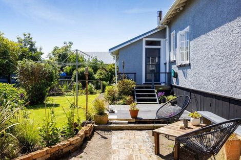 Photo of property in 21 Egmont Street, Patea, 4520