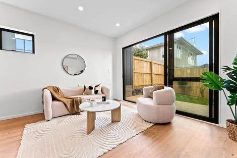 Photo of property in 3/58 Waipani Road, Te Atatu Peninsula, Auckland, 0610