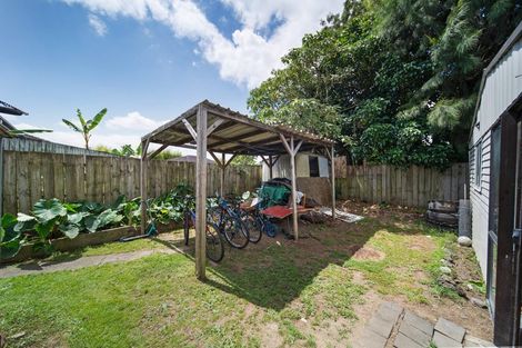 Photo of property in 25 Lachlan Place, Favona, Auckland, 2024