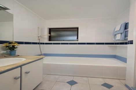 Photo of property in 20 Galsworthy Place, Bucklands Beach, Auckland, 2014