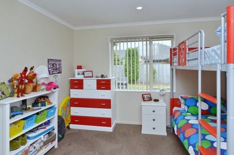 Photo of property in 55 Springwater Avenue, Northwood, Christchurch, 8051