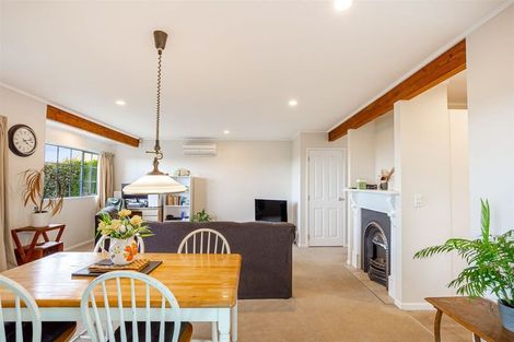 Photo of property in 8/485 Don Buck Road, Massey, Auckland, 0614