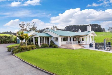 Photo of property in 683 Ararimu Valley Road, Helensville, Waimauku, 0882