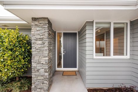 Photo of property in 46 Peppertree Glade, Kelvin Grove, Palmerston North, 4414