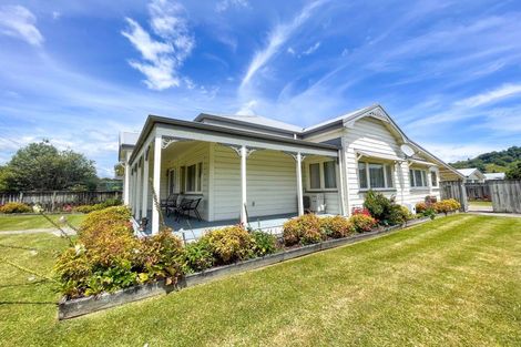 Photo of property in 10 Carroll Street, Te Kuiti, 3910
