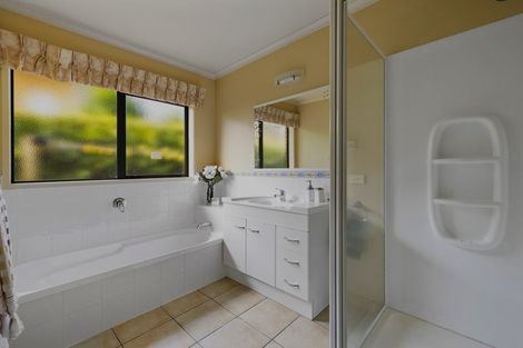 Photo of property in 1 Orchid Place, Ohauiti, Tauranga, 3112