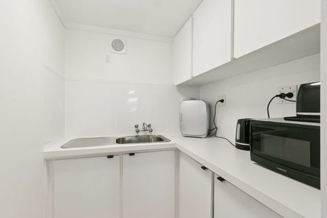 Photo of property in 112 Holloway Road, Aro Valley, Wellington, 6021