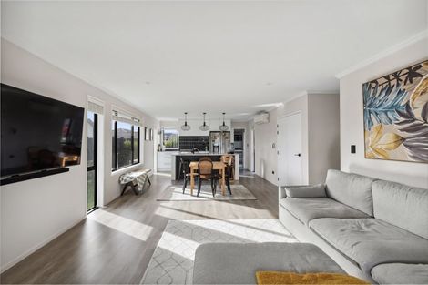 Photo of property in 1 Ruru Street, Cambridge, 3434