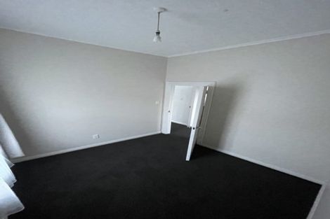 Photo of property in 1/50 Clyde Street, Island Bay, Wellington, 6023