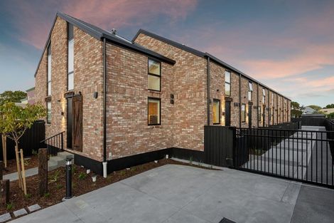 Photo of property in 6/196 Hills Road, Edgeware, Christchurch, 8013
