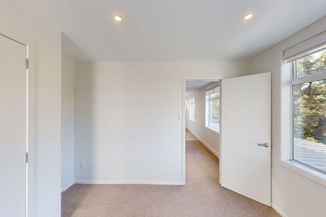 Photo of property in 25f2 Kitchener Terrace, Johnsonville, Wellington, 6037
