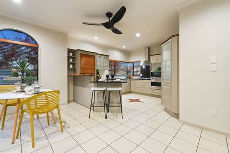 Photo of property in 2 Keswick Crescent, Huntington, Hamilton, 3210