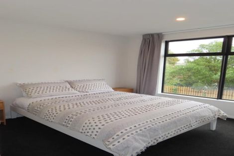 Photo of property in 2/677 Worcester Street, Linwood, Christchurch, 8062