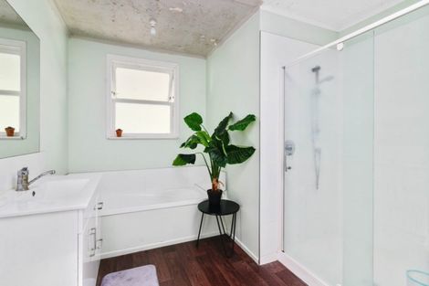 Photo of property in 17 Reeve Road, Owhata, Rotorua, 3010
