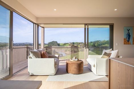 Photo of property in 25 Ruruhi Street, Raglan, 3225