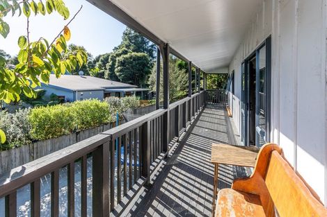 Photo of property in 27 Taurua Place, Coromandel, 3506