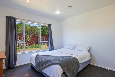 Photo of property in 3 Ipswich Grove, Wainuiomata, Lower Hutt, 5014