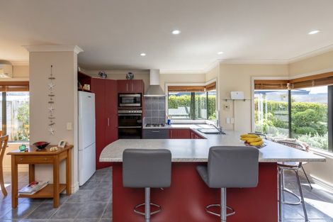 Photo of property in 14 San Priamo Place, Paraparaumu Beach, Paraparaumu, 5032
